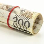 Immagine di un buono postale con tasso al 7%, simbolo di risparmio e investimenti sicuri.