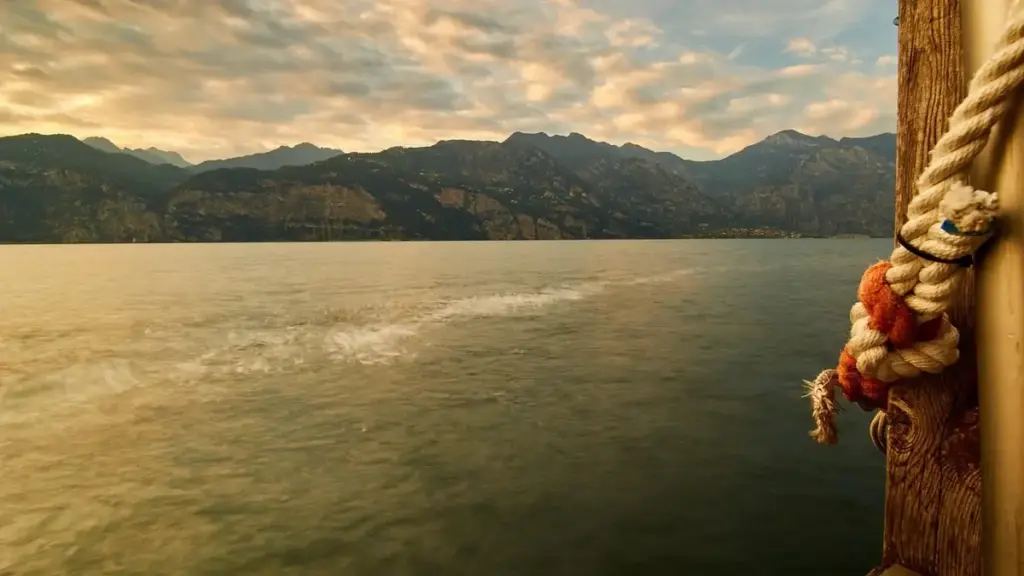 Come individuare scalini e cambi di profondità in un lago