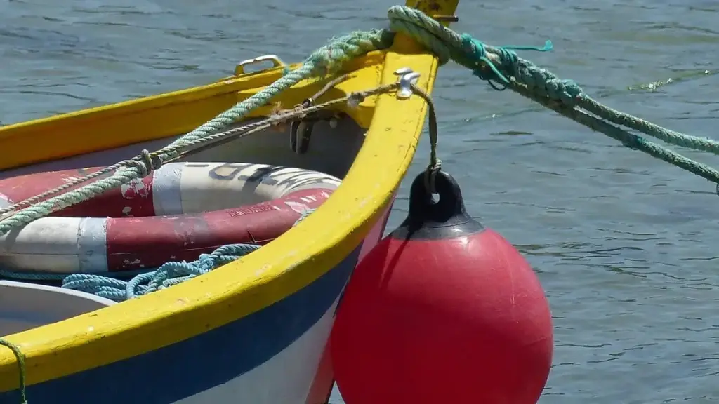 Galleggiante a penna o a goccia: differenze di assetto e condizioni d’uso