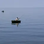 Pesca con galleggiante: come distribuire la piombatura per rallentare la discesa dell’esca